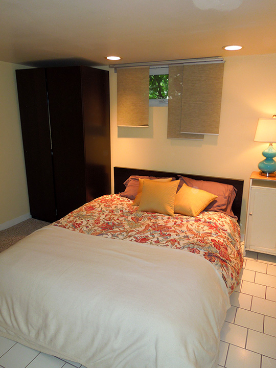 basement-bedroom1